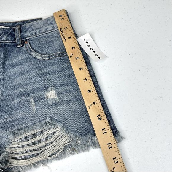 NWT PACSUN HIGH RISE FESTIVAL Women’s Size 27  Distressed Denim Short - Picture 8 of 14